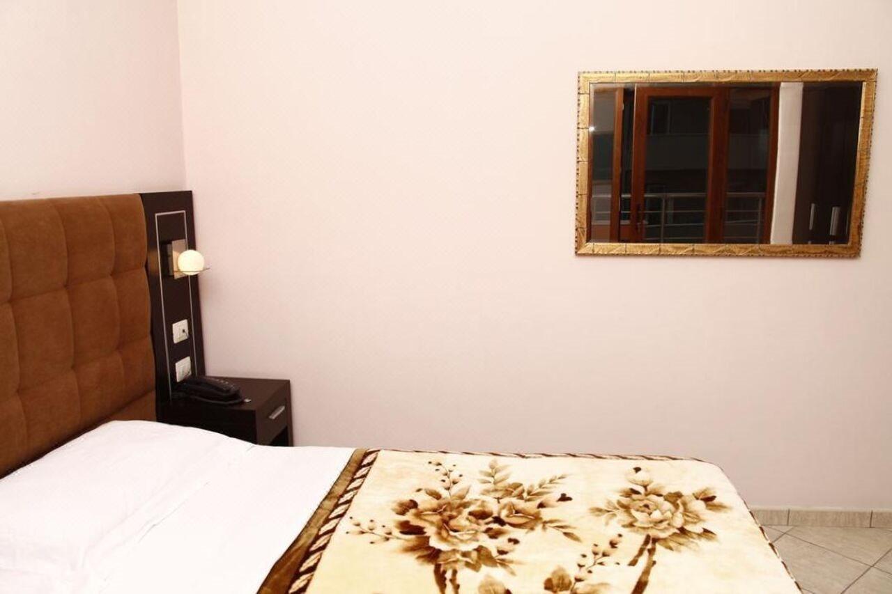 Nais 3* Durrës